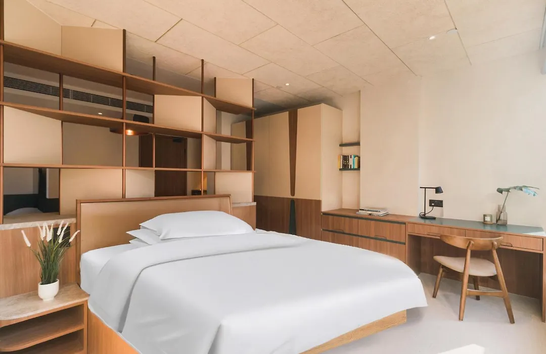 Weave Suites - Central West-1